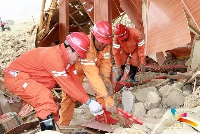 生55级地震 喀什各界全力以赴抗震救灾冰球突破豪华版塔什库尔干塔吉克自治县发(图4)